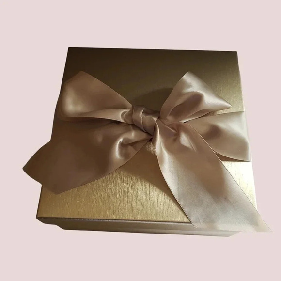 Pink gift set 2 body lotion& 2 thongs size XS cakhi& pink color - Picture 9 of 9